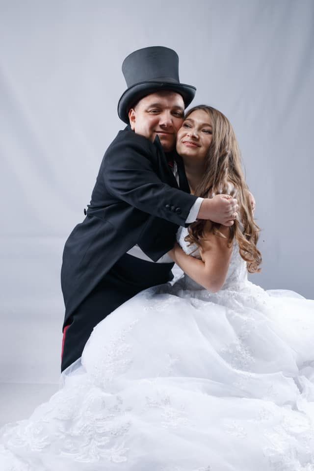 З дружиною Євген встановив рекорд - Найбільша різниця в зрості сімейної пари З дружиною Євген встановив рекорд - Найбільша різниця в зрості сімейної пари