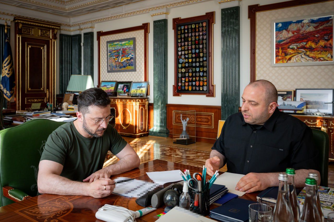 Зеленський після наради з Умєровим анонсував зміни у державних інституціях 1