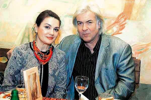 Когда-то в театре их называли кланом Когда-то в театре их называли кланом