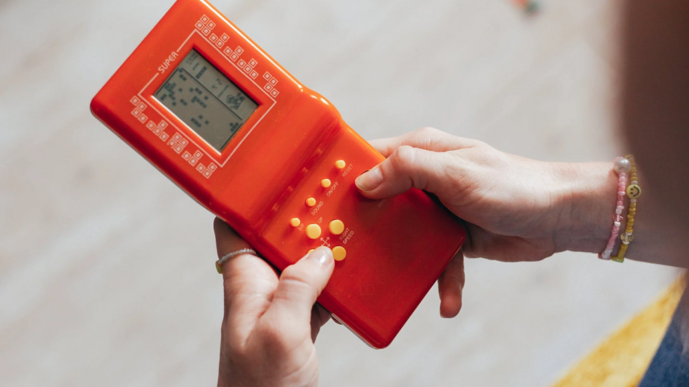 Игра развивает логическое мышление и зрительную память