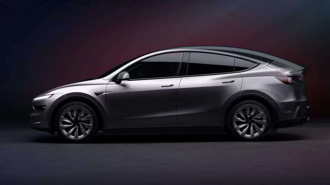 Маск не здається: до кінця року обіцяє найепічнішу Tesla - вже відомі деякі її фішки 2