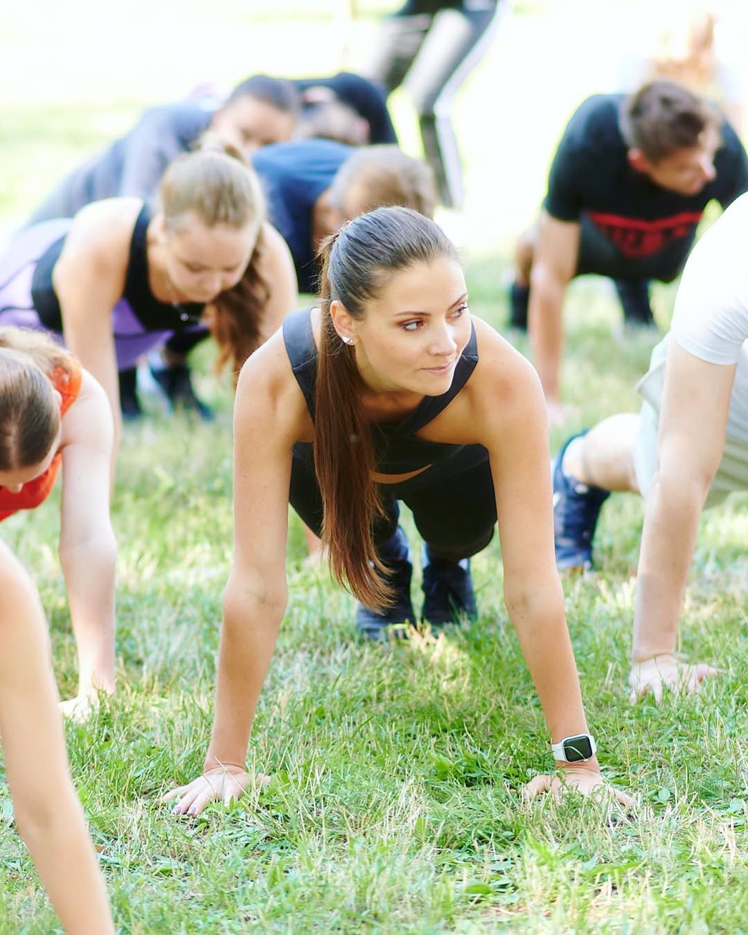 Між проєктами Тоня активно займається спортом