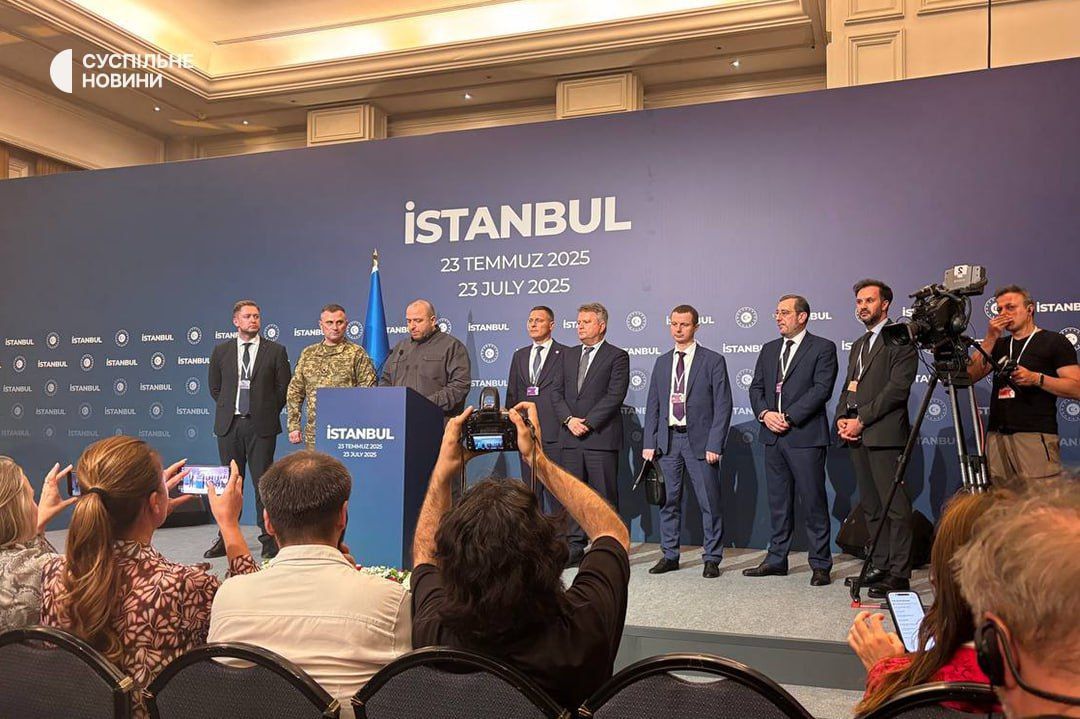 Третій раунд переговорів України та РФ закінчився: обговорили припинення вогню, звільнення полонених і зустріч Зеленського з Путіним 1