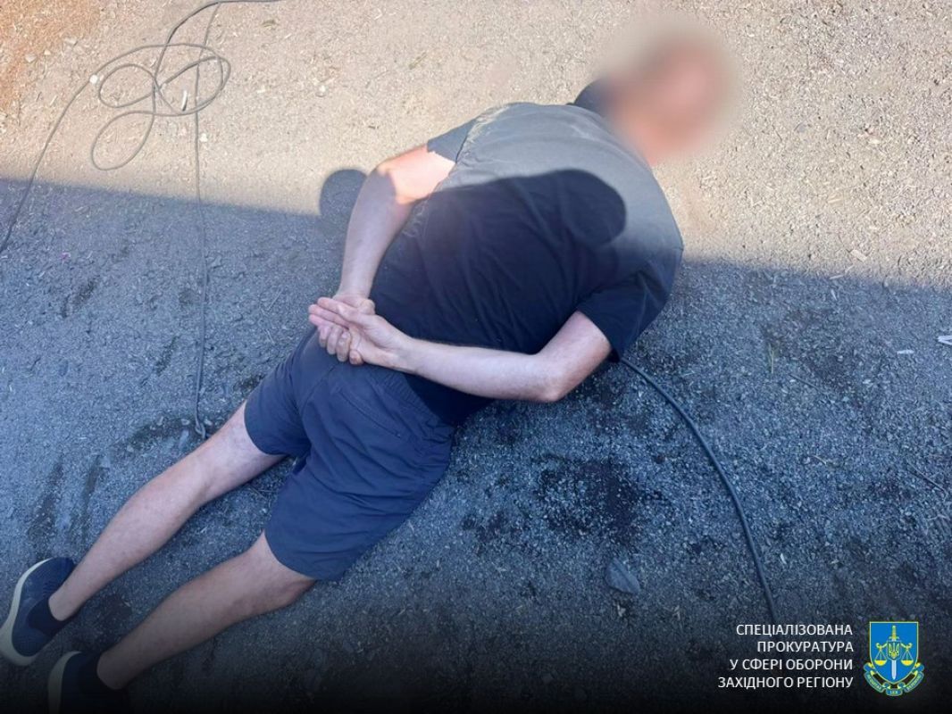 Офис генпрокурора нашел неподкупных пограничников в Закарпатье и сорвал дерзкую попытку уклонения.