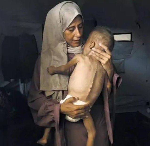 Фотография мальчика из Газы, попавшей на первую полосу NYT. Скриншот nytimes.com Фотография мальчика из Газы, попавшей на первую полосу NYT. Скриншот nytimes.com