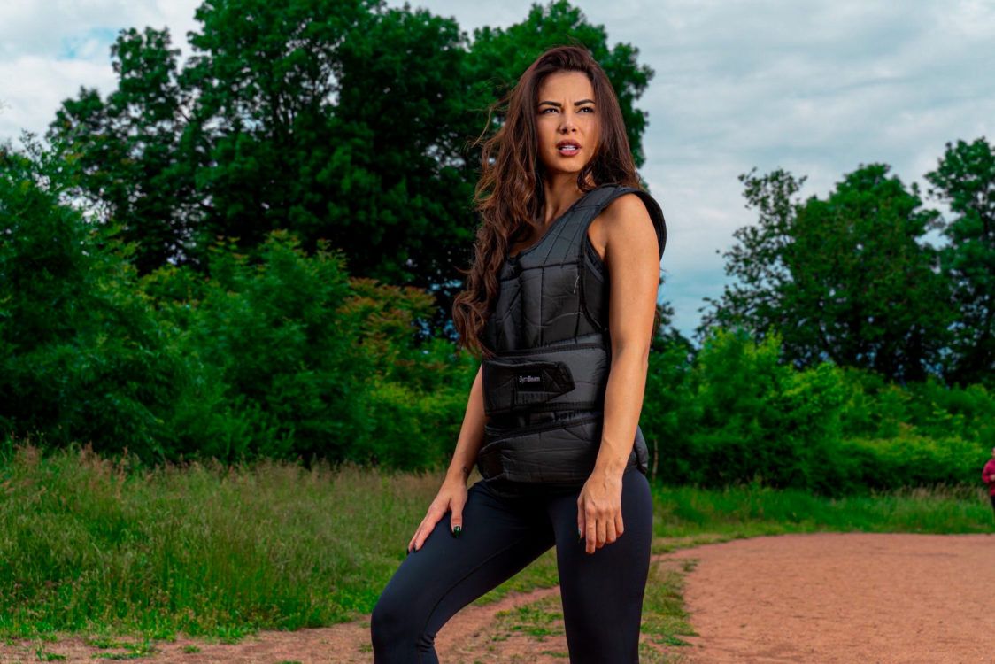 Начинать носить жилет нужно с 30 минут в день Начинать носить жилет нужно с 30 минут в день