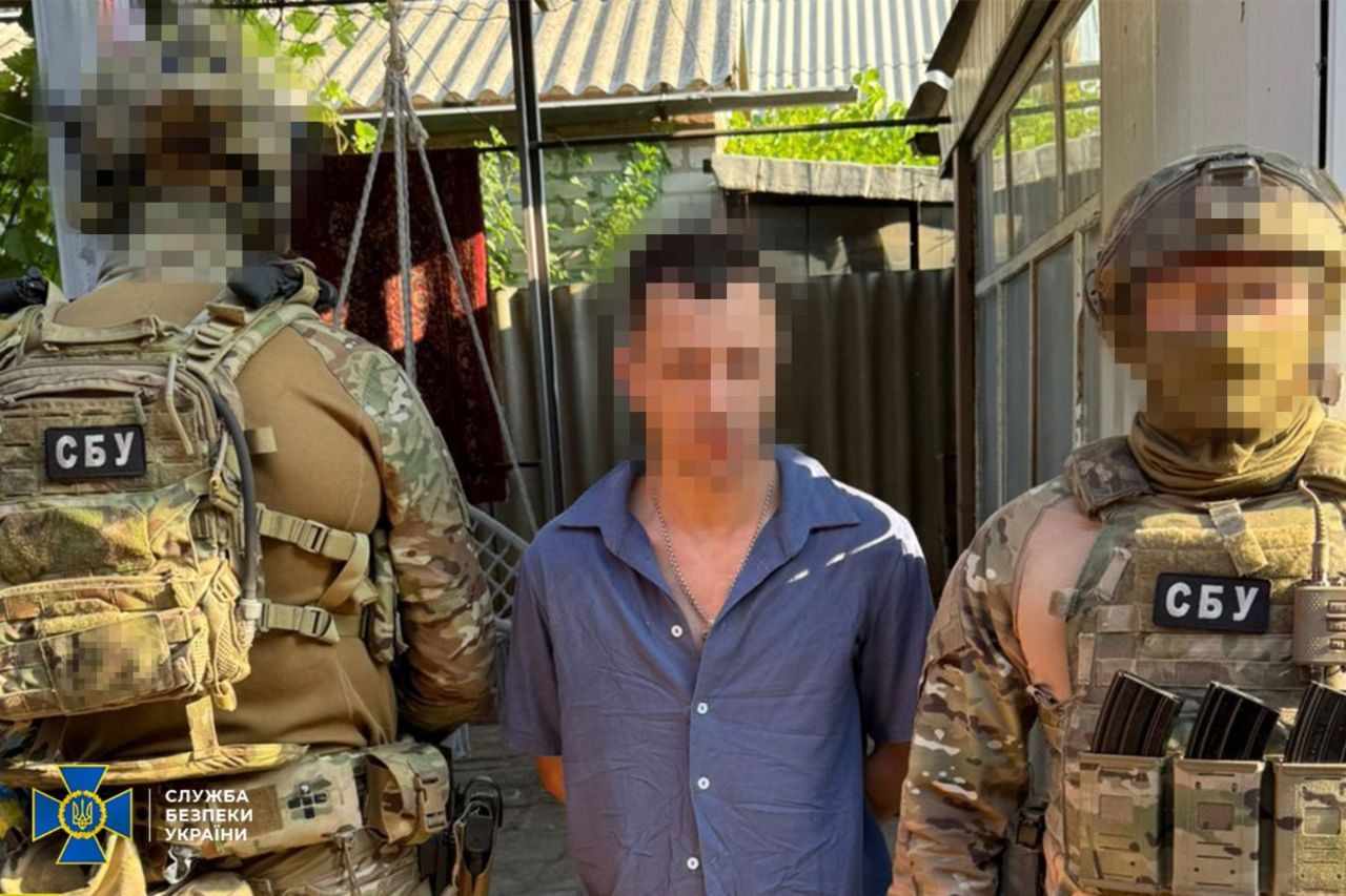 СБУ затримала російського агента у Слов'янську. Фото - СБУ