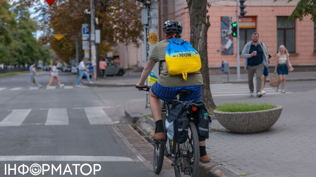 опитування