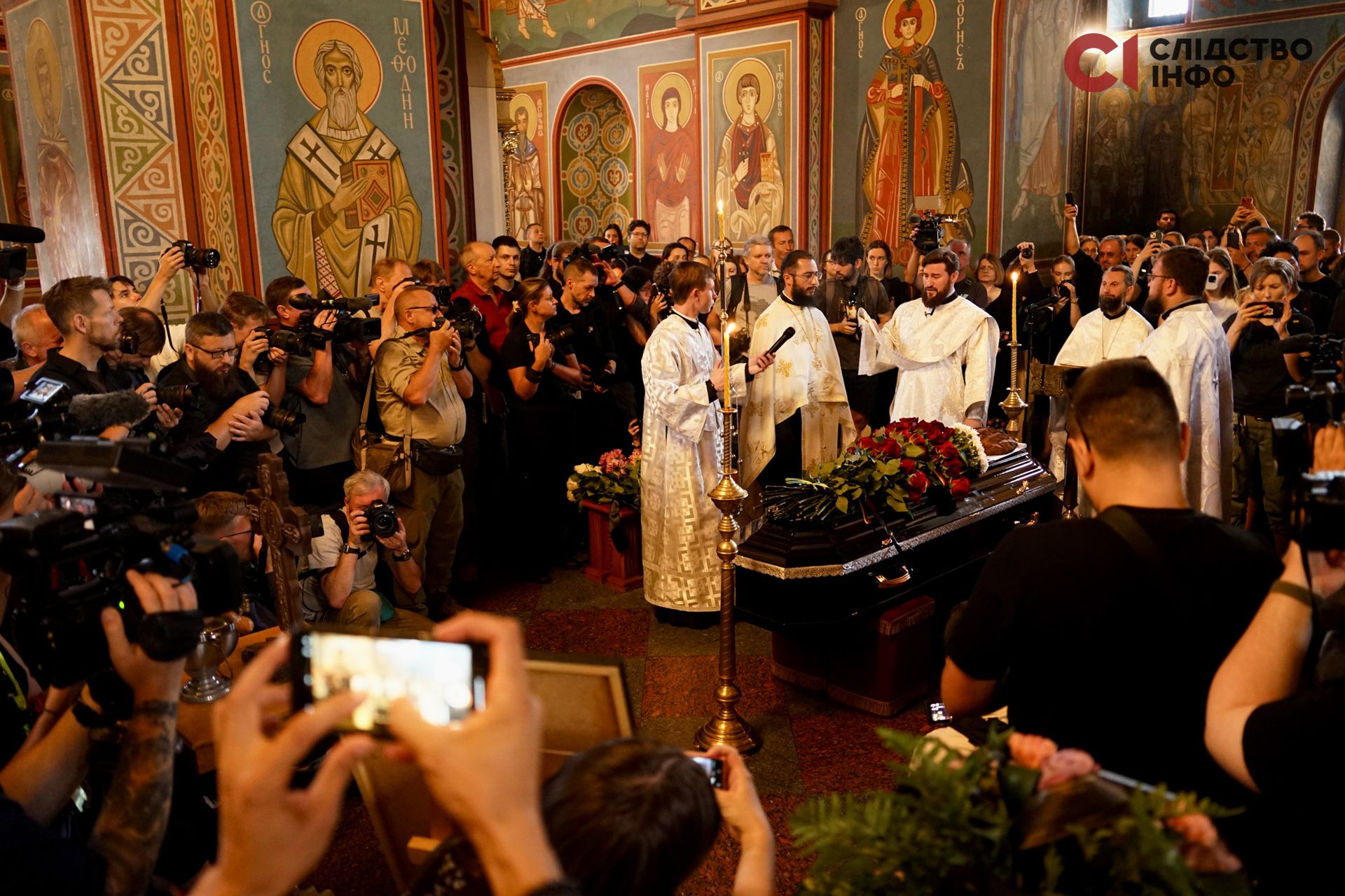 В Києві прощаються із Вікторією Рощиною: її вмовляли не шукати правду про війну 2