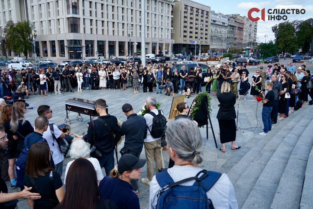 В Києві прощаються із Вікторією Рощиною: її вмовляли не шукати правду про війну 3