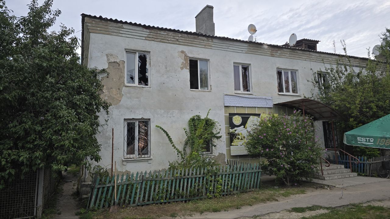 Россия ночью атаковала Балаклею дронами: вспыхнул пожар, есть разрушение.