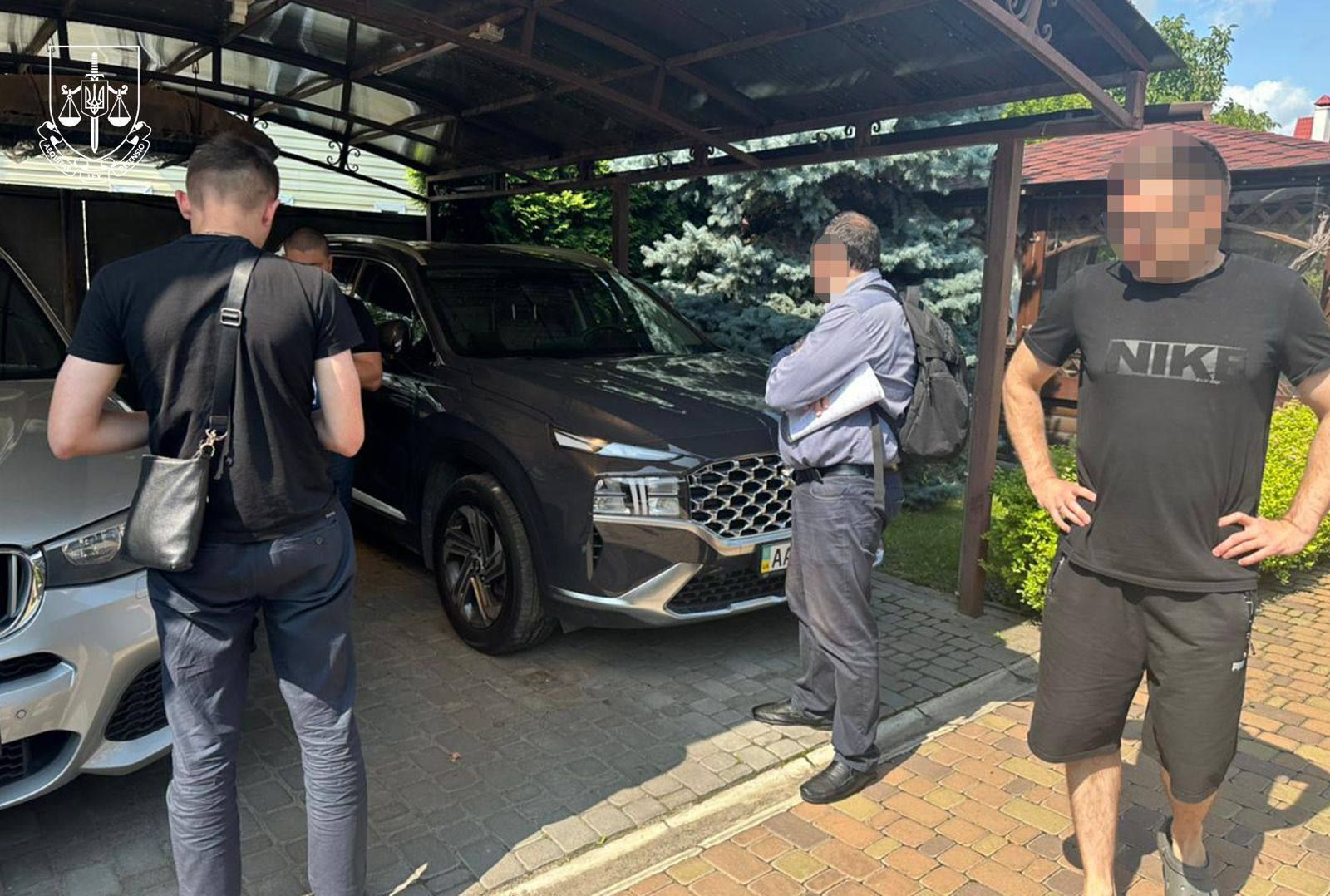 Операція "Опікун": в Україні викрили 27 чоловіків, які намагалися уникнути мобілізації за підробленими довідками 2