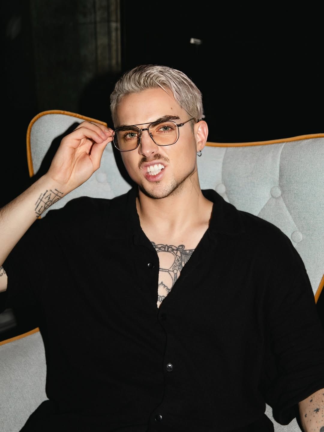 Конфликт Меловина с таксистом вызывает большое обсуждение в соцсети. Конфликт Меловина с таксистом вызывает большое обсуждение в соцсети.