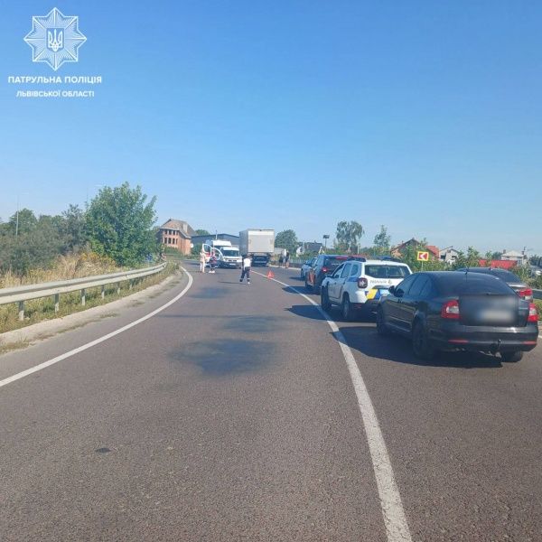 Под Львовом из-за смертельной аварии перекрыли международную трассу "Львов-Краковец" 1