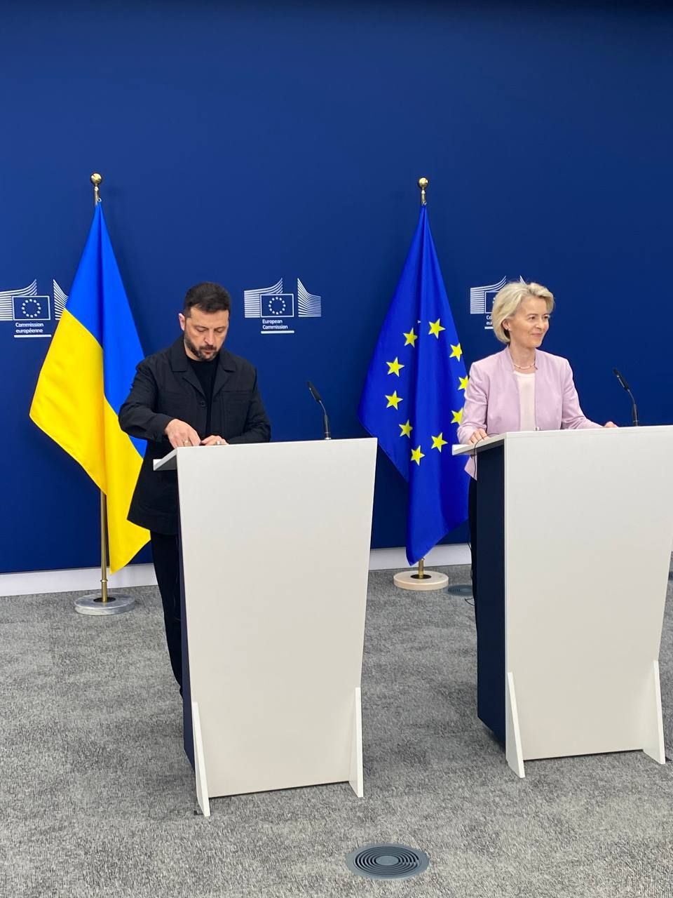 Урсула фон дер Ляєн на зустрічі із Зеленським: міжнародні кордони не можуть бути змінені силою 1