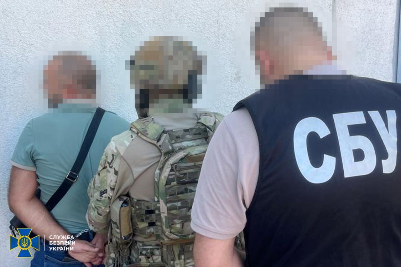 СБУ та поліція ліквідували 5 нових схем для ухилянтів: організатори можуть сісти на 9 років 3