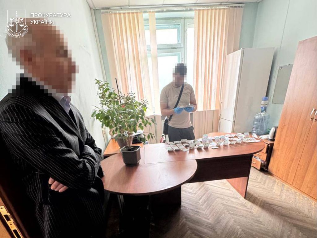 На Одещині ексчиновник піде під суд за вимагання хабаря: йому "світить" 10 років тюрми 1