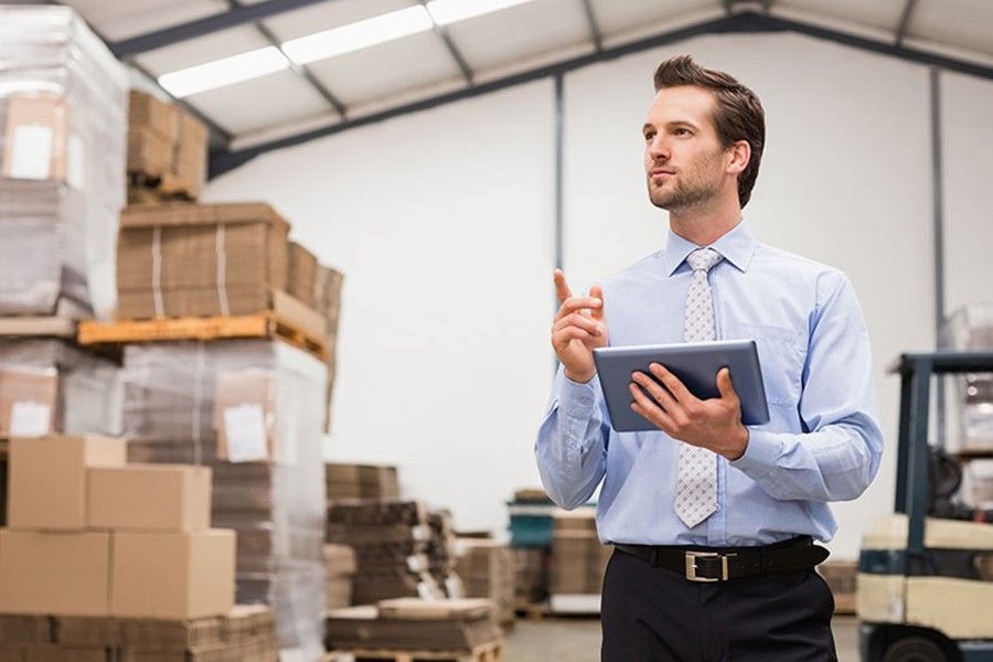 Какая сегодня, 4 сентября, дата: День поднятия украинского флага и брокера 3