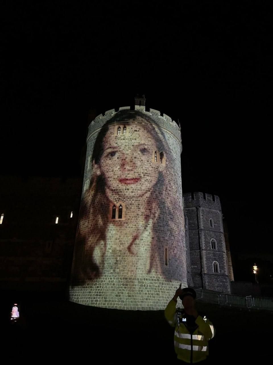 На фото - Вирджиния Джуффре