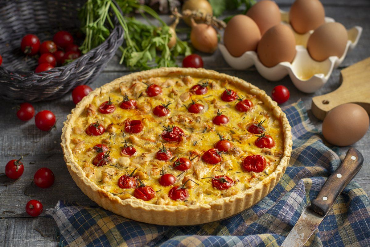 Пирог очень питателен и обладает насыщенным вкусом и ароматом.