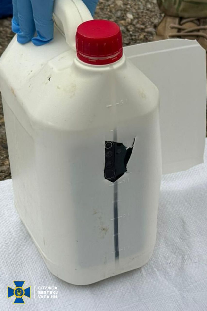 Хотели взорвать военных: СБУ задержала супругов агентов РФ, готовивших теракт в Запорожье 3