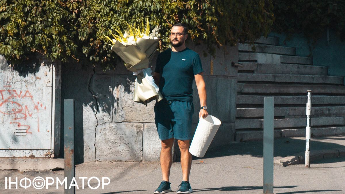 Продавец цветов Фото: Информатор