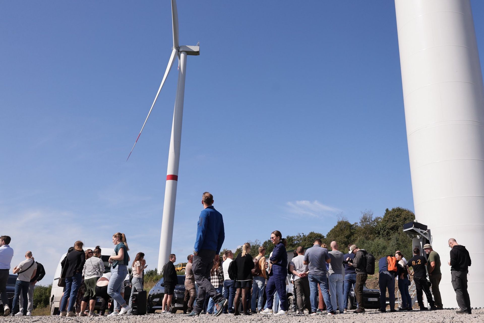 Масштабне будівництво під час війни — фантастика:  голова WindEurope відвідав вітропарк на Закарпатті 1