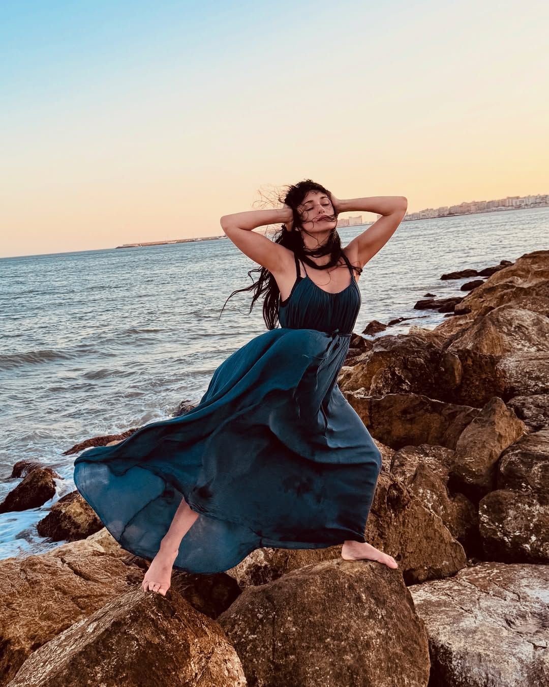 Актрису п'ять років переслідував фанат, а потім вдарив її Актрису п'ять років переслідував фанат, а потім вдарив її