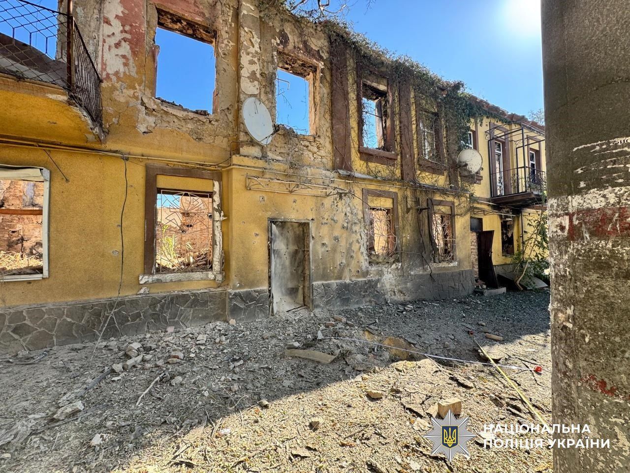 Обстріли Херсонщини: поранені 14 людей, серед них працівники лікарні 4