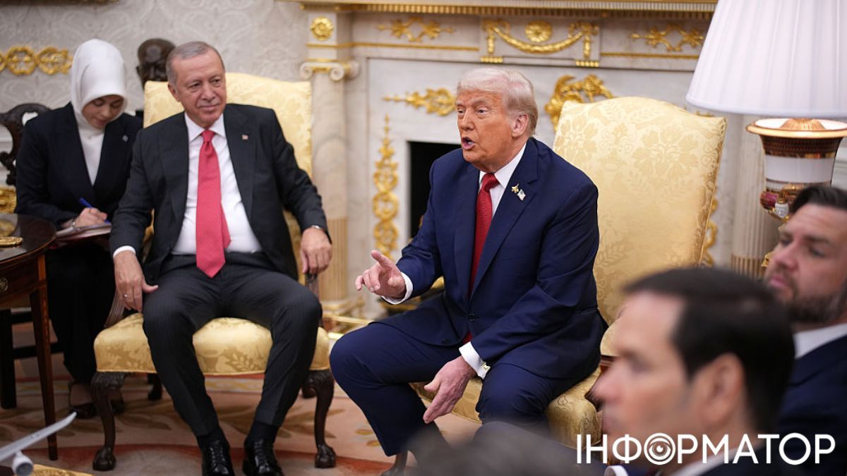 Трамп під час зустрічі з Ердоганом: "Путін повинен зупинитися"