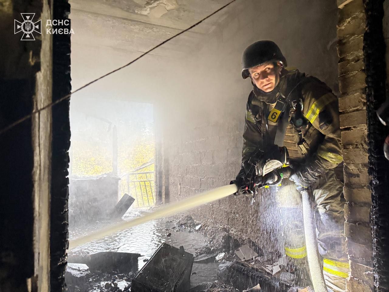 Атака на Київ: ударами пошкоджено будівлю Інституту кардіології, четверо загиблих 3