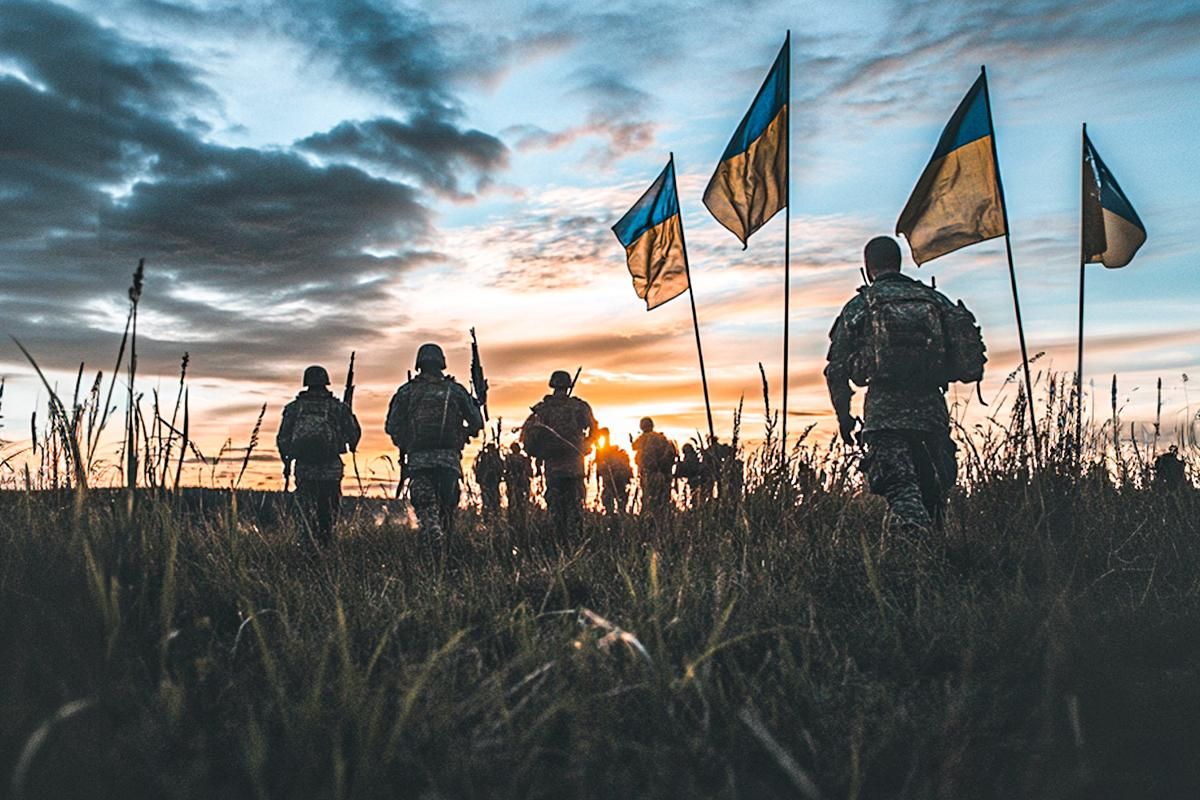 Бойцы ТРО стоят на защите Украины Какой сегодня, 5 октября, праздник: День учителя и территориальной обороны Украины 3