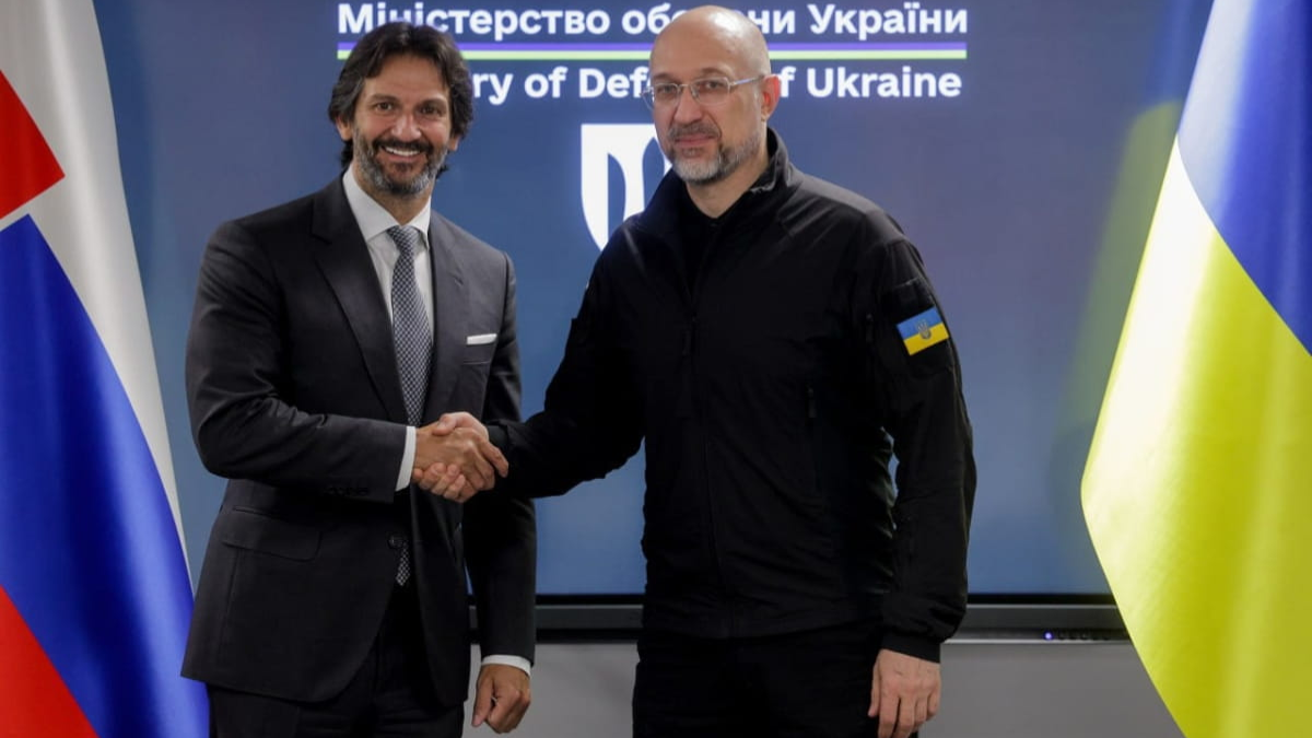 Братислава знову надасть військову допомогу Києву