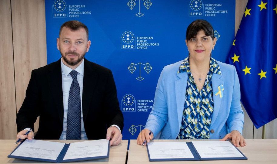 Підписання документів