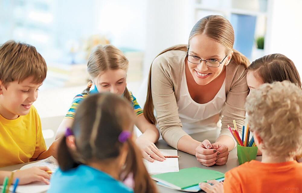 Проста мова допомагає швидшій комунікації Яке сьогодні, 13 жовтня, свято: Міжнародний день скептиків та костюма 4