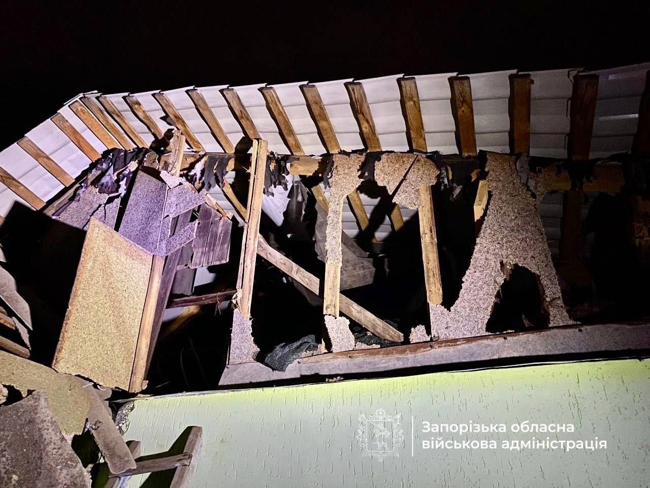 Росія вдарила балістичними ракетами по Дніпру та Запоріжжю: рух на греблі ДніпроГЕС призупинений 1