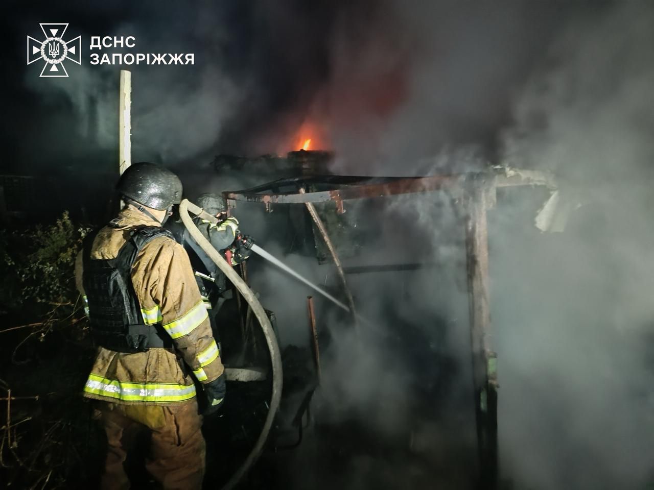 Масований удар по енергетиці: Росія випустила понад 450 дронів і 30 ракет - Зеленський 5