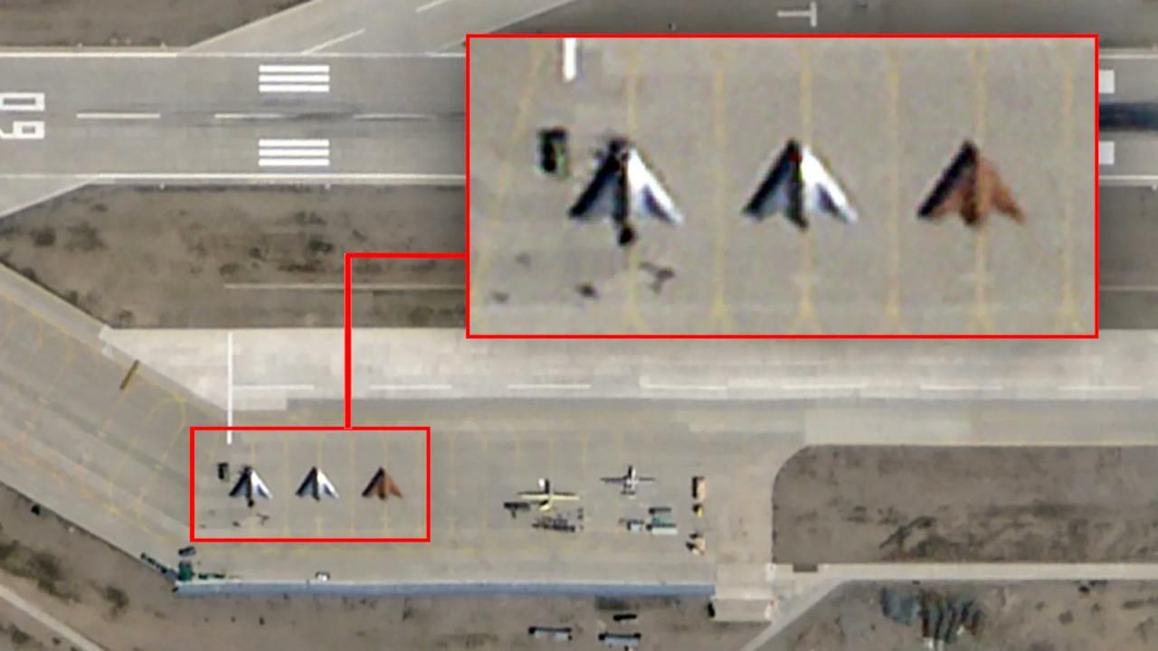 Появились снимки беспилотных самолетов GJ-11, которые Китай держал в секрете: их развернули на границе с Индией.