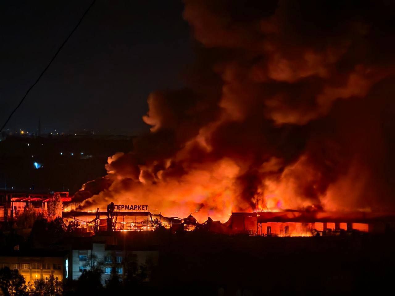 В окупованому Донецьку пролунали вибухи: прилетіло по "Сігмі" та складах РФ 1