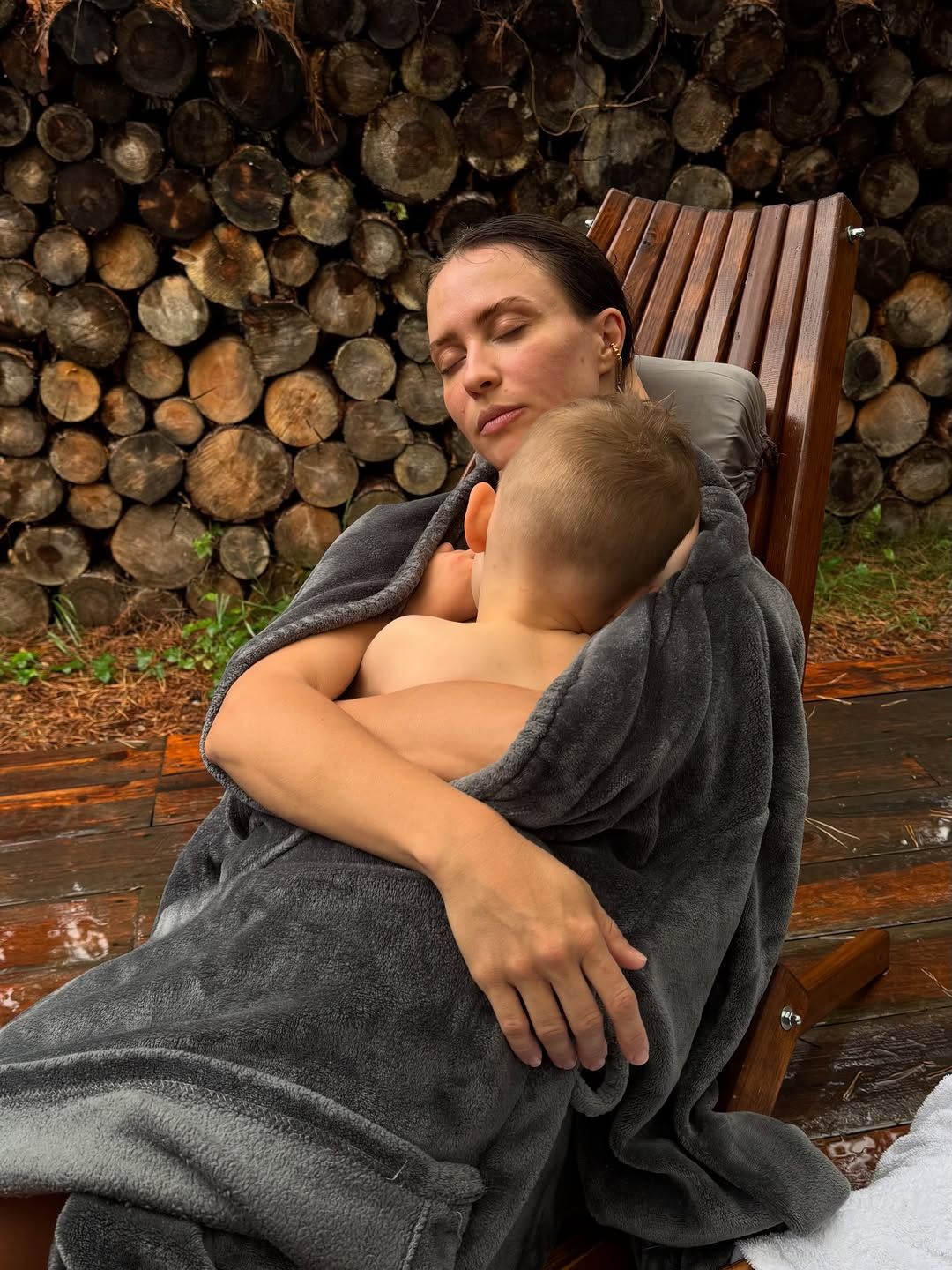 Навіть заради сина Вікторія не готова залишити Київ Навіть заради сина Вікторія не готова залишити Київ