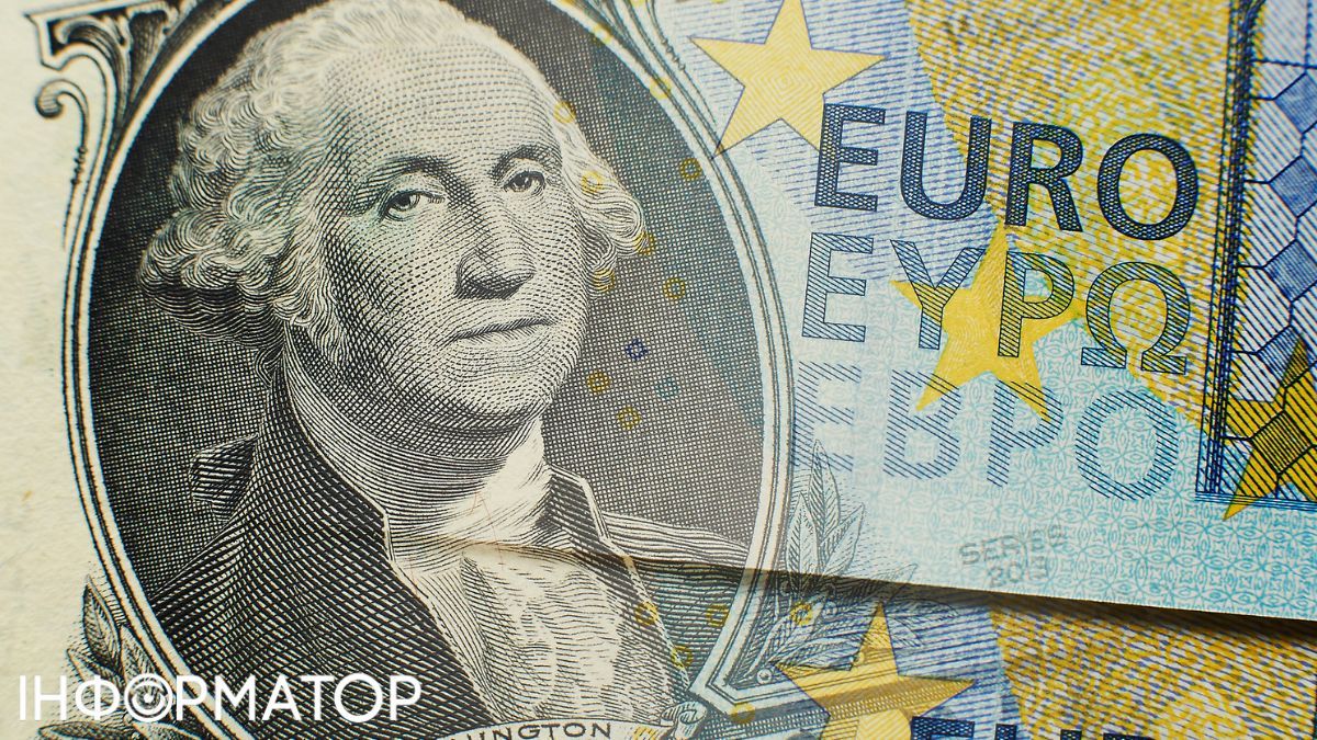 Доллар или евро Фото - Getty Images