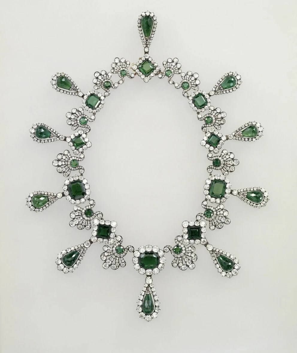 Пограбування Лувру: прокуратура Парижа розглядає дві версії 4