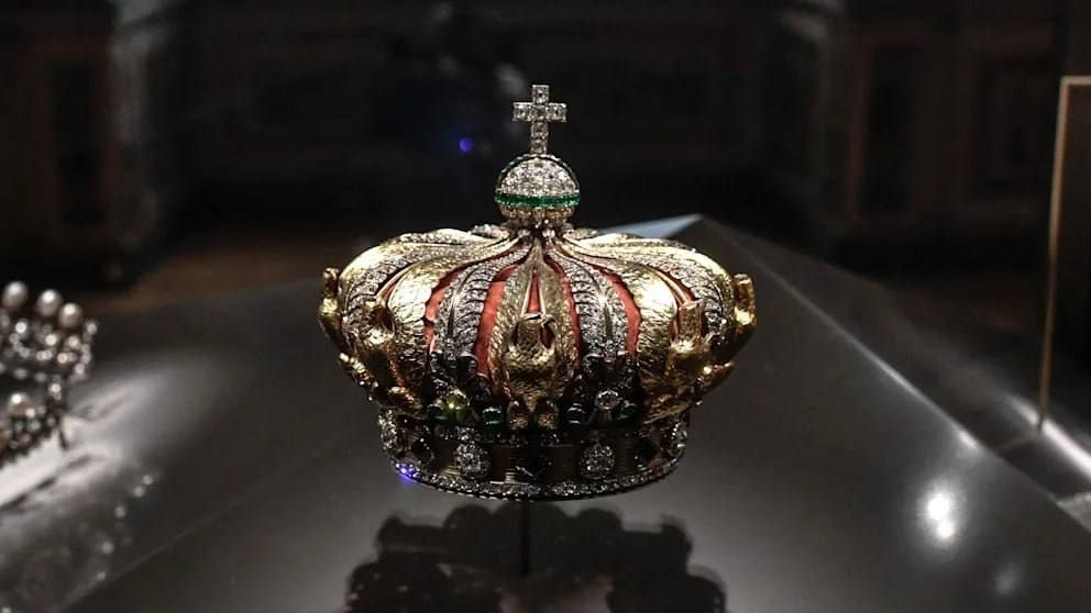 Пограбування Лувру: прокуратура Парижа розглядає дві версії 1