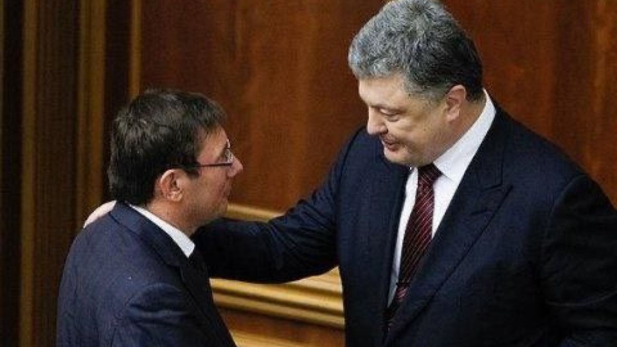 Порошенку пригадали, як його соратник Луценко в інтерв’ю російським ЗМІ матюками описував тризуб та висміював воїнів УПА