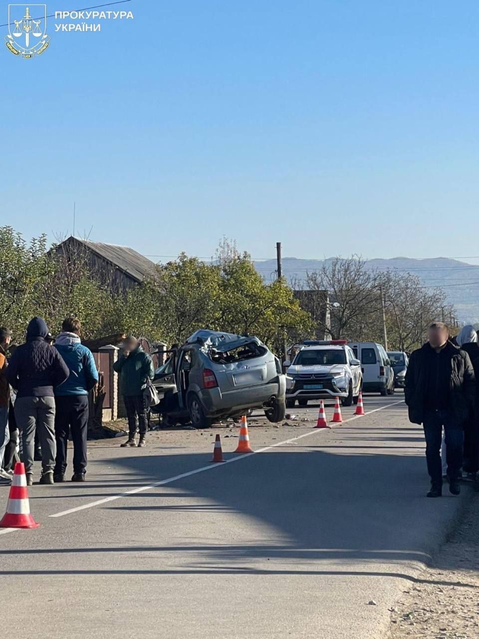 На Прикарпатті п’яний вчитель в’їхав у опору, загинула дитина - Офіс генпрокурора 2