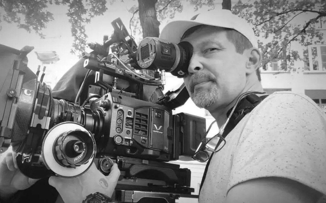 Режиссер защищал свой дом