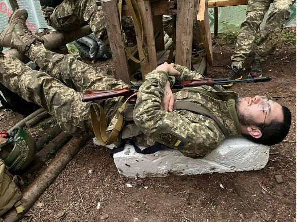 Метод основан на полном расслаблении организма