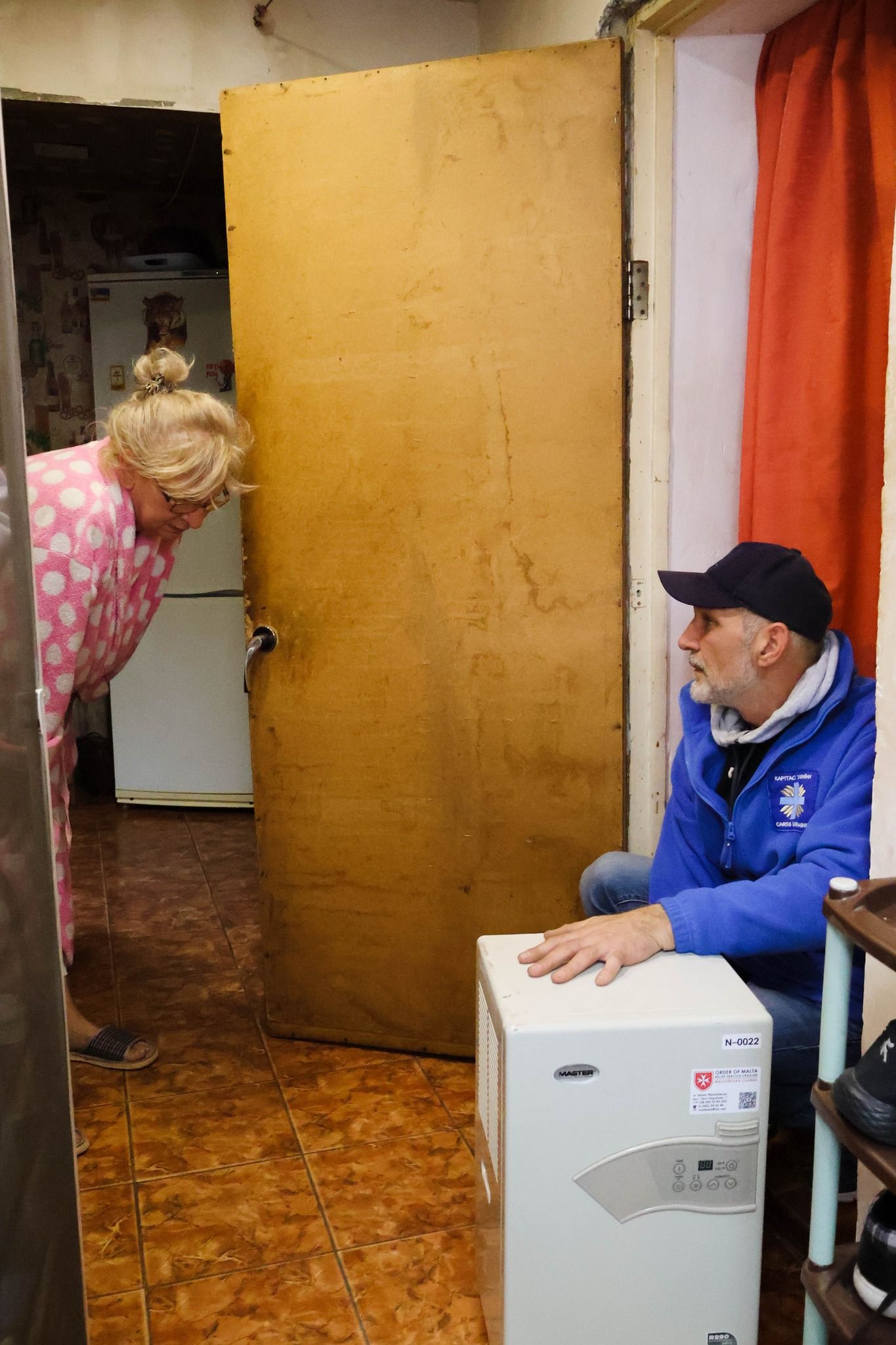 Це жах! Деякі квартири в Одесі ще мокрі після зливи 30 вересня: власникам видали осушувачі 7