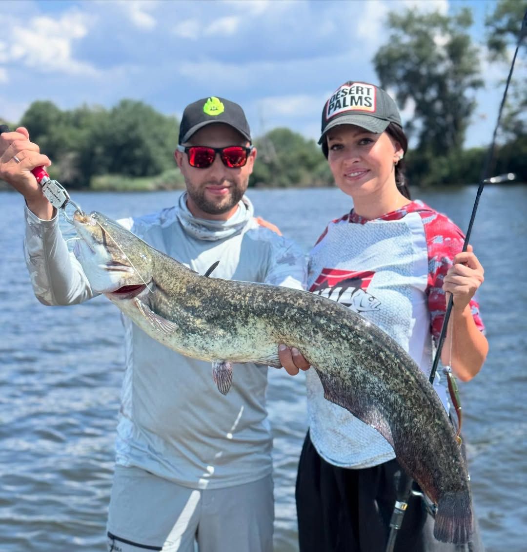 В Ibstagram Астаф'євої почало з'являтися багато фото з риабкою Максимом - люди почали думати, що він її обранець В Ibstagram Астаф'євої почало з'являтися багато фото з риабкою Максимом - люди почали думати, що він її обранець