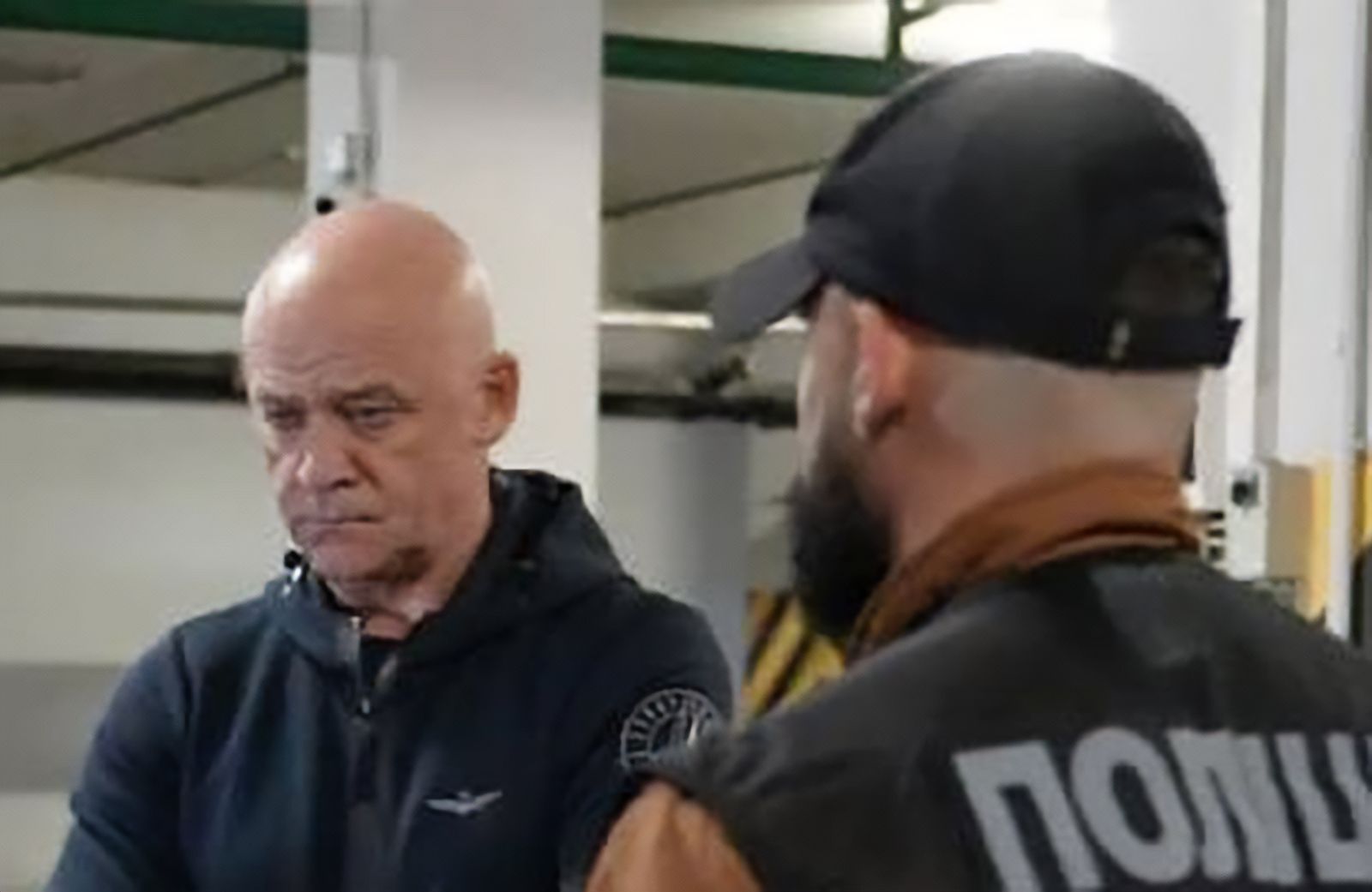 Момент вручення підозри Геннадію Труханову. Це відбулося 29 жовтня. Момент вручення підозри Геннадію Труханову. Це відбулося 29 жовтня.